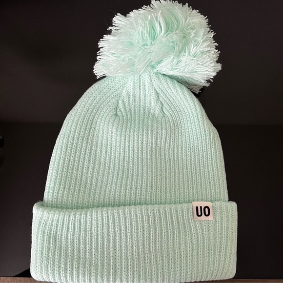 Urban Outfitters UO Ribbed Pompom Green Mint Beanie NWT ❄️🍁 - Picture 5 of 8